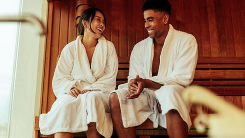 Steam & Sauna Attire: What to Wear (and Not Wear)