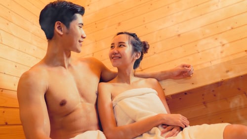 5 Ways Steam Showers and Saunas Elevate Your Wellness Routine