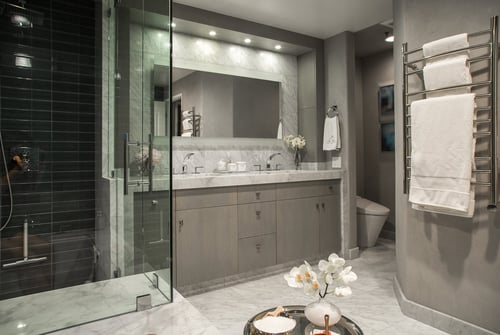 8 Tips for a Luxurious, Eco-Friendly Master Bathroom Remodel